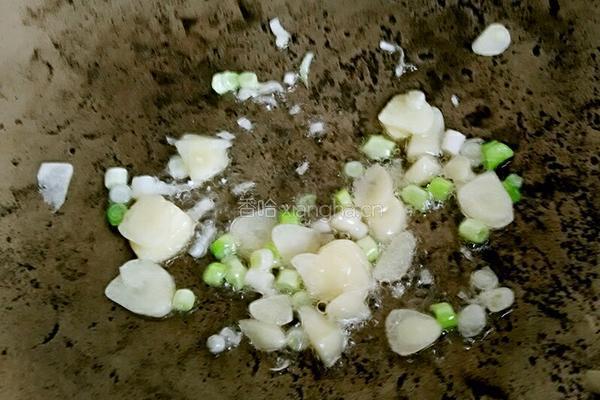 蕃茄洋葱山药牛肉汤的做法图解3