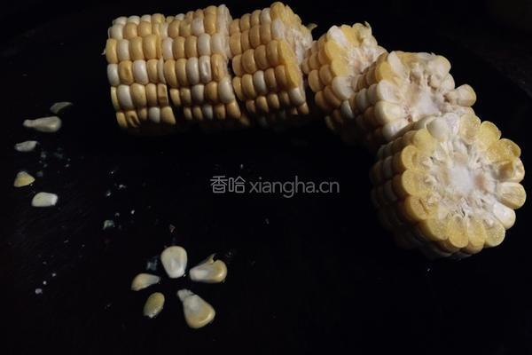 排骨胡萝卜玉米汤的做法图解3