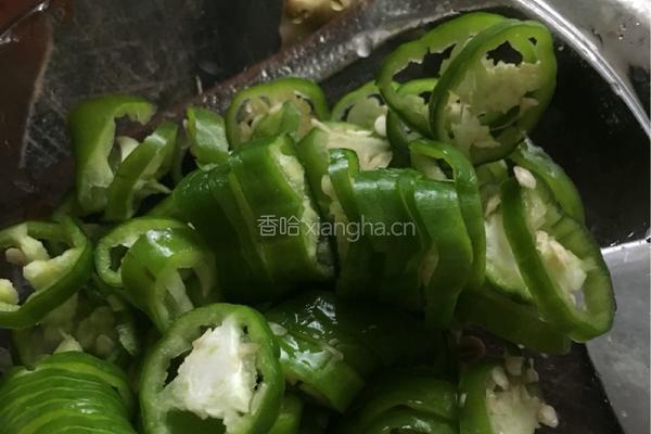 路边胫煨土鸡的做法图解5