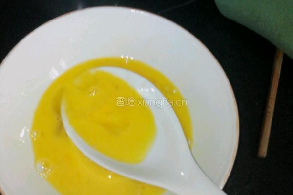 番茄炒鸡蛋的做法图解1