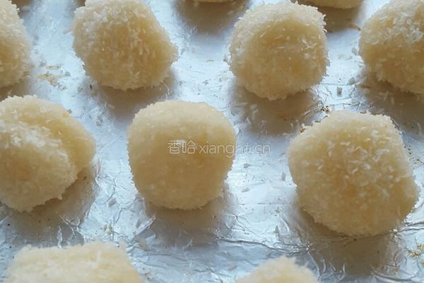 香酥椰丝球的做法图解4