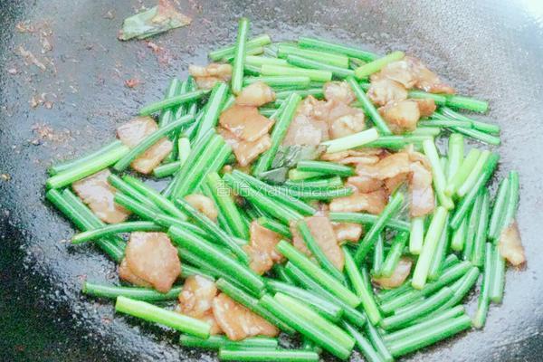 蒜薹肉片的做法图解5