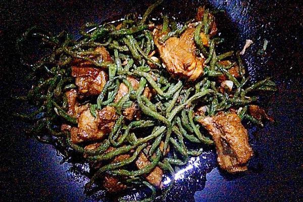 排骨烧豇豆的做法图解13