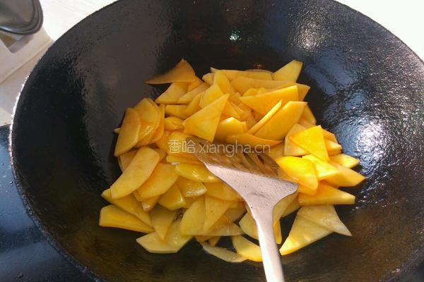 西红柿炒土豆片的做法图解3