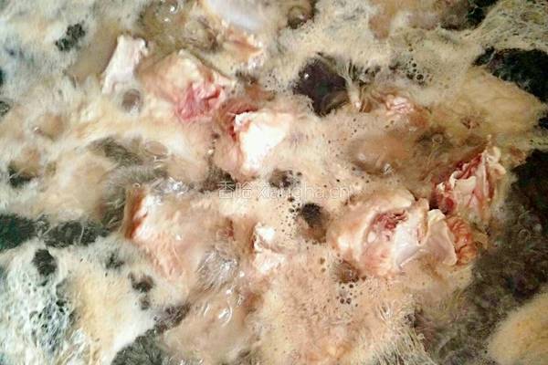 排骨炖葫芦的做法图解3