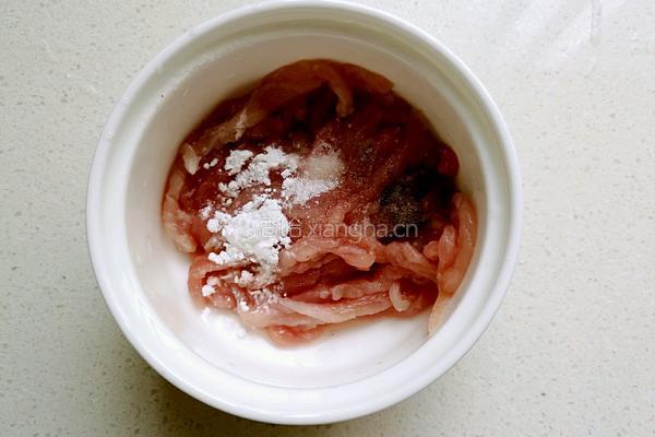 茭白炒肉丝的做法图解3