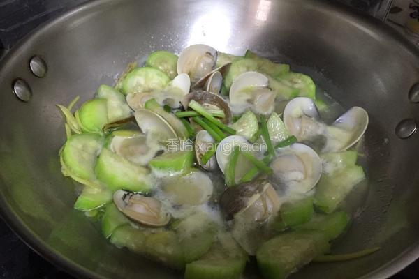 丝瓜蛤蜊汤的做法图解7