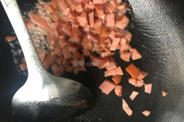 烤肠炒四季豆的做法图解5