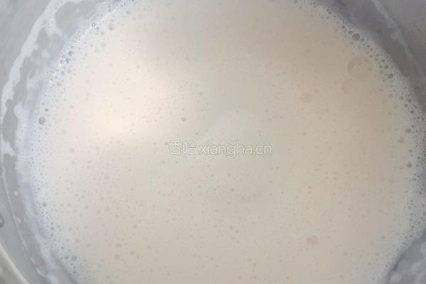 简易牛奶布丁的做法图解3