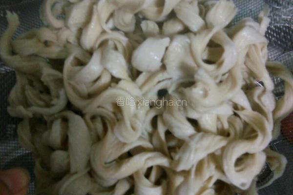 孜然面筋的做法图解2
