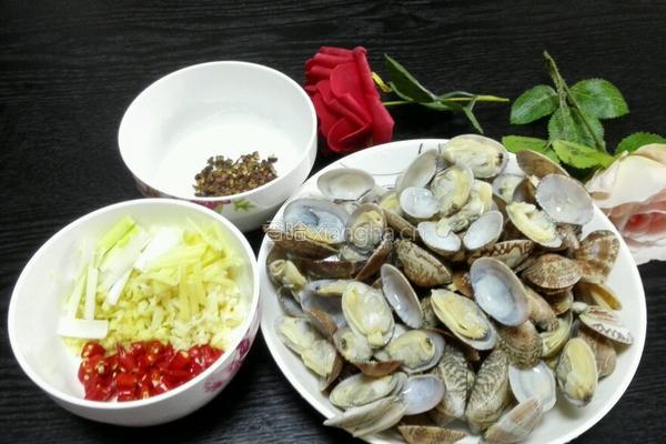 辣椒炒花甲的做法图解4
