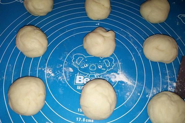 蜜豆甜面包的做法图解4