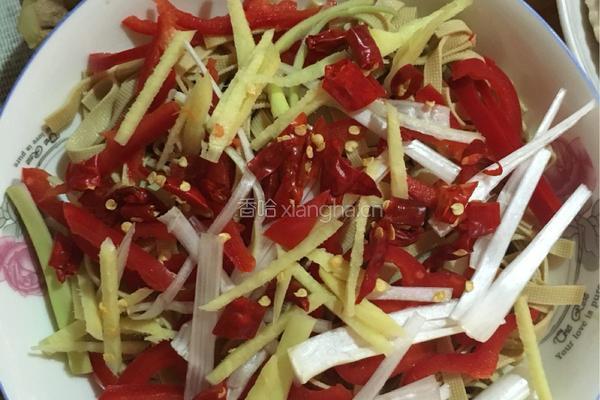 红椒豆腐皮的做法图解6
