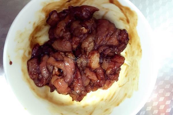 肉炒绿豆芽的做法图解3