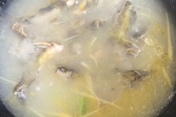 昂刺鱼（黄刺鱼）豆腐汤的做法图解4