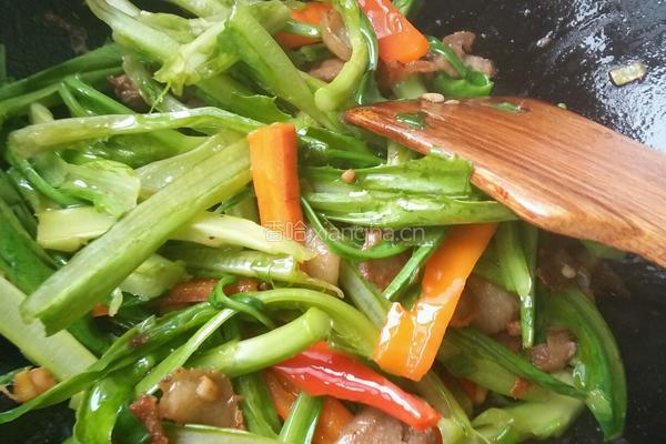 肉片辣炒油麦菜的做法图解7