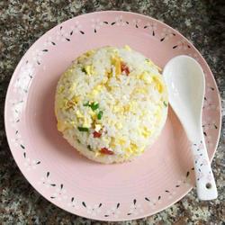 广式香肠蛋炒饭的做法[图]