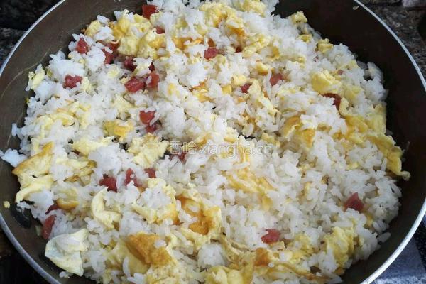 广式香肠蛋炒饭的做法图解7