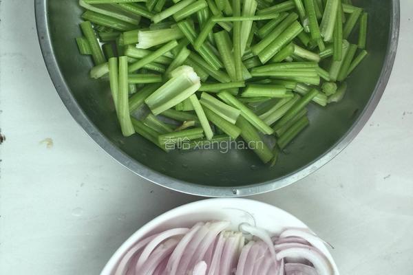 干锅排骨香辣虾的做法图解5