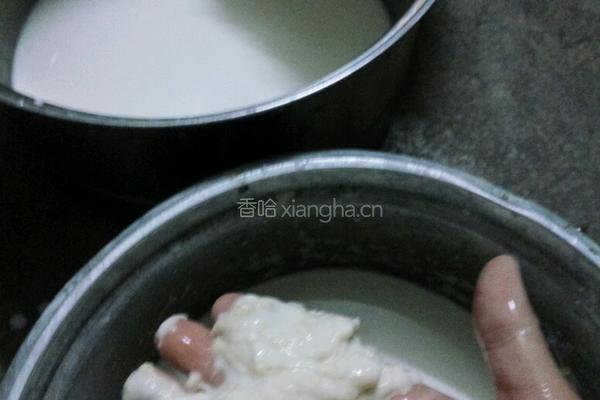 酱拌凉皮的做法图解3