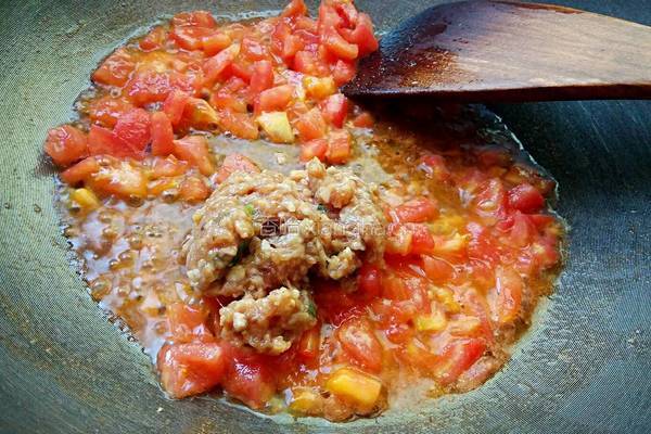 肉末炒毛豆的做法图解5