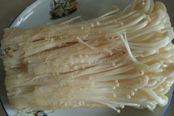 蒸金针菇的做法图解1