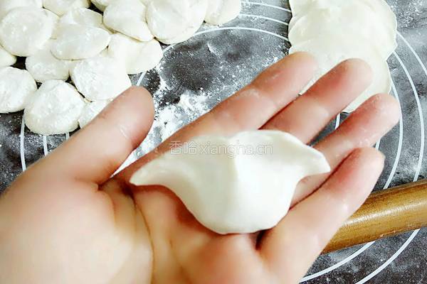 豇豆猪肉馅水饺的做法图解9