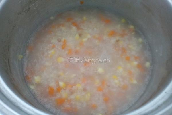 胡萝卜蔬菜粥的做法图解3
