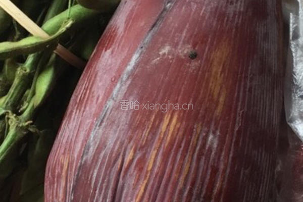 巴蕉花煮罐头的做法图解2