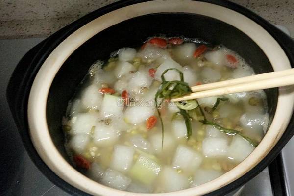 冬瓜緑豆汤的做法图解5