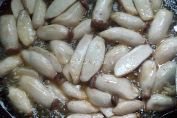菇蕾炒肉的做法图解6