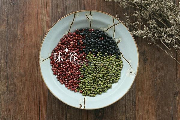 防暑三豆汤的做法图解1