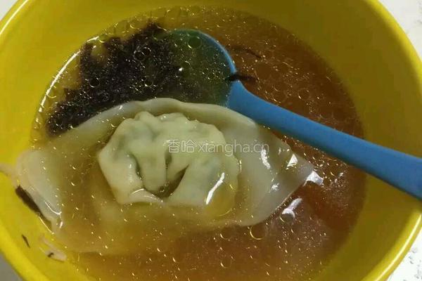 荠菜肉馄饨的做法图解3