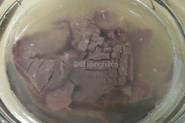 猪腰炒胡萝卜的做法图解4