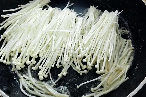 玉子豆腐烩金针菇的做法图解5
