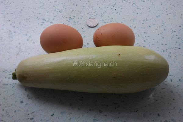 西葫芦鸡蛋饼的做法图解1
