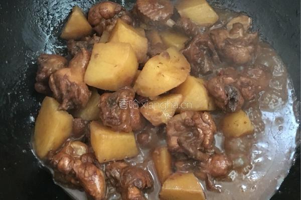 红烧土豆鸡翅根的做法图解6