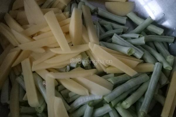豆酱豇豆的做法图解1