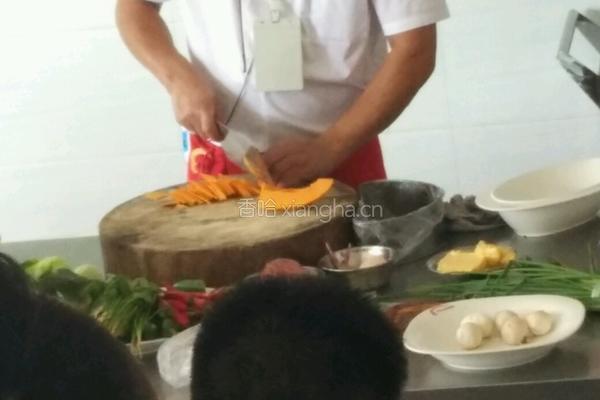 鱼肉狮子头的做法图解5