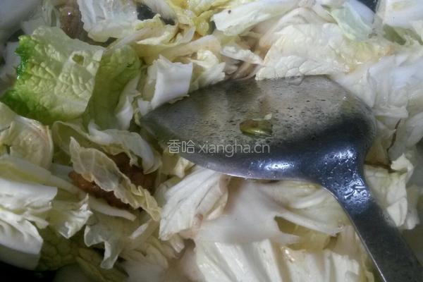 白菜炒蘑菇的做法图解4