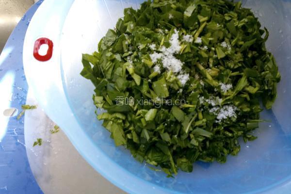 虾仁空心菜包子的做法图解2