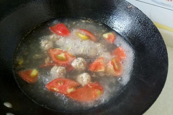 番茄蛋花肉丸汤的做法图解8