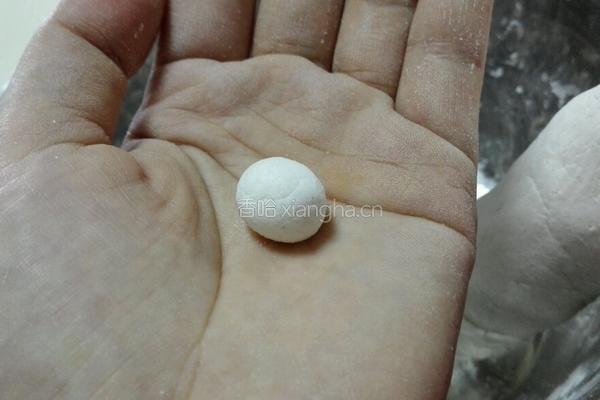 多芒西米小丸子的做法图解2