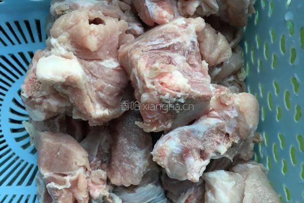 电压力锅版糖醋排骨的做法图解1