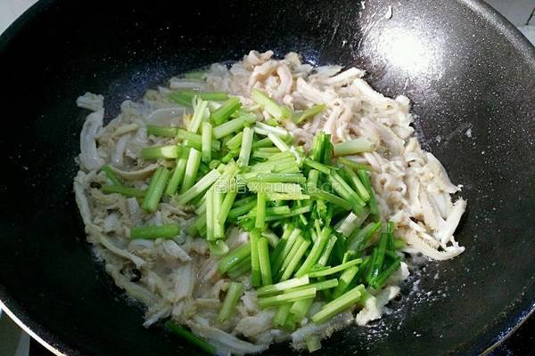 芹菜炒牛肚的做法图解6