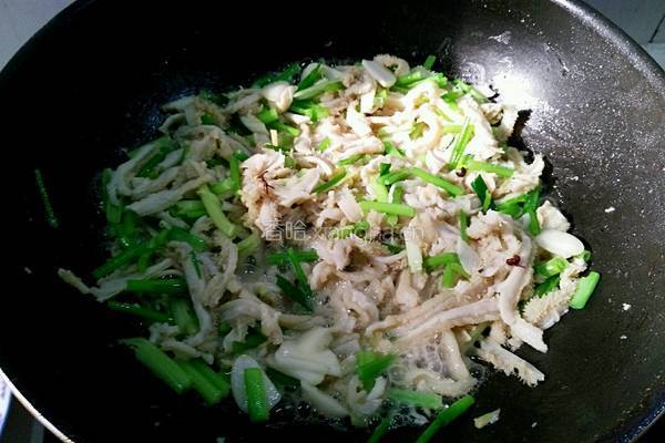 芹菜炒牛肚的做法图解7