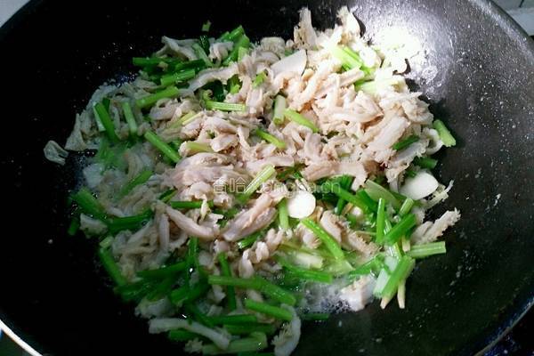 芹菜炒牛肚的做法图解8