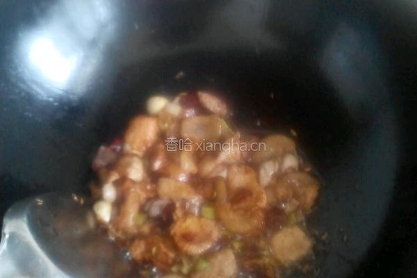 爆炒橄榄肉片的做法图解2