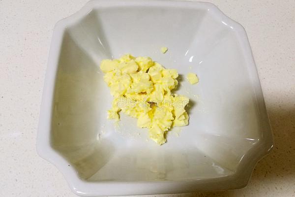 黄金豆沙泥卷的做法图解1