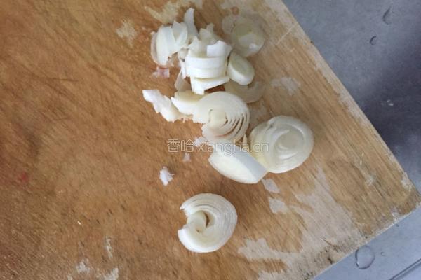 芹菜香干炒肉的做法图解14